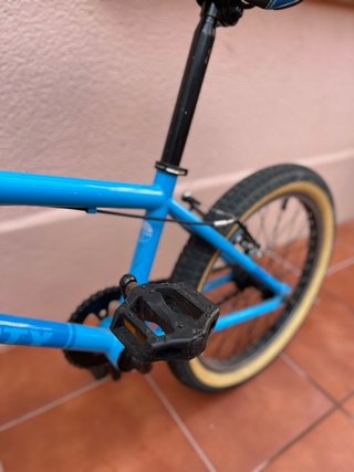 Bicicleta Arena Dirty tipo BMX