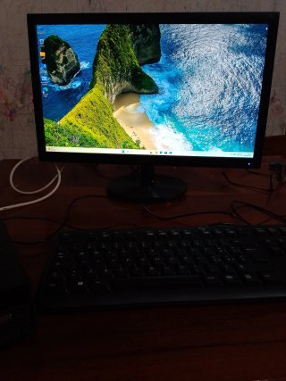 Mini PC Lenovo M920Q i3 con Monitor