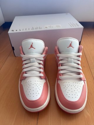 Air Jordan 1 Low Rosa y Blanco