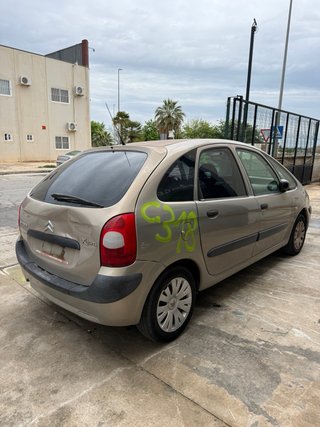 Despiece Citroen Xsara Picasso  1.6 Gasolina 2002
