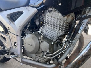 Honda CBF250 Naked Negra