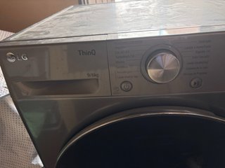 Lavadora LG ThinQ 9/6kg