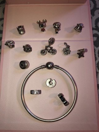 Pulsera Pandora Plata de ley con 11 Charms
