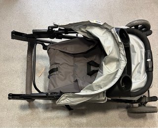 Cochecito bebé plegable ultraligero