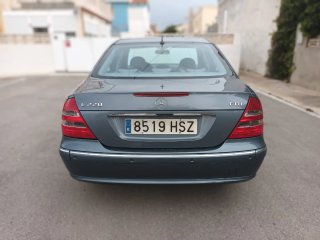 Mercedes-Benz Clase E 2004