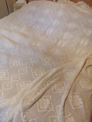 Grande copriletto uncinetto bianco