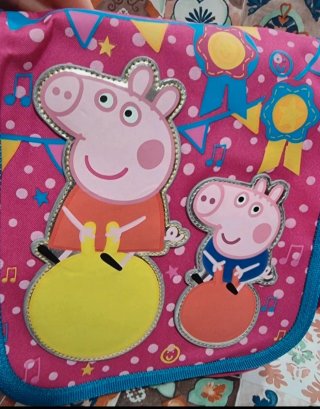 Gorra y bolso Peppa Pig nuevos