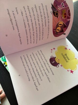 Llibre 1-2 Anna Kadabra en català