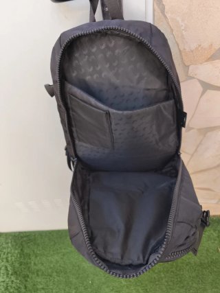 Mochila Venum Negra Camuflaje sin estrenar