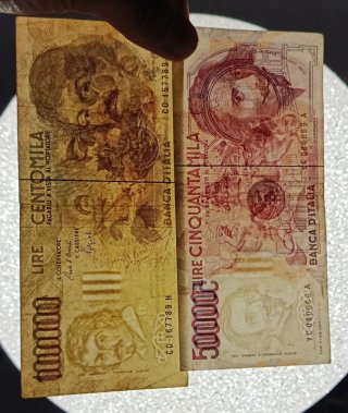#7. Banconote 100000 lire e 50000 lire.
