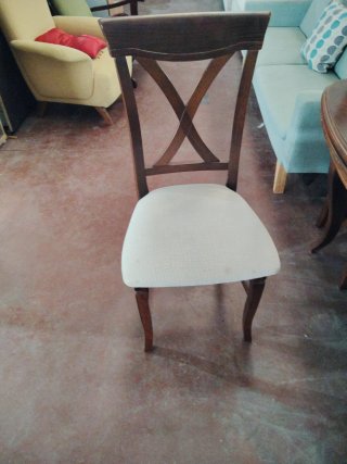 Mesa de caoba con 6 sillas