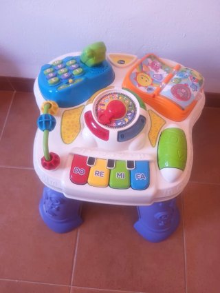 Mesa de actividades musical VTech