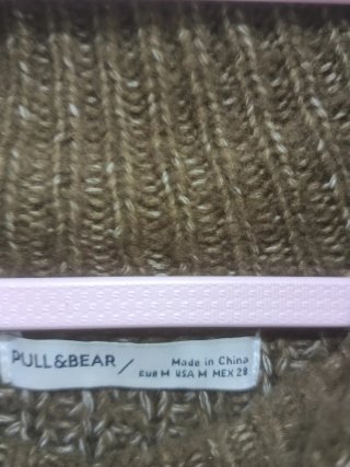Jersey de cuello alto marrón