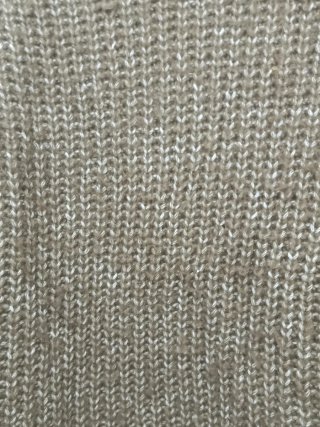 Jersey de cuello alto marrón