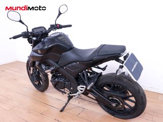 YAMAHA MT 125