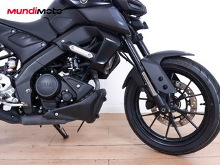 YAMAHA MT 125