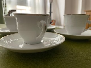 Juego 4 tazas café Erika porcelana oro