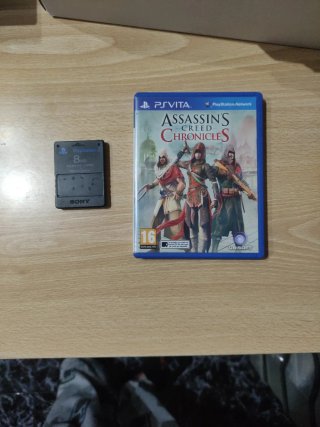 Assasin's Creed Chronicles PS Vita + Memory Card 8