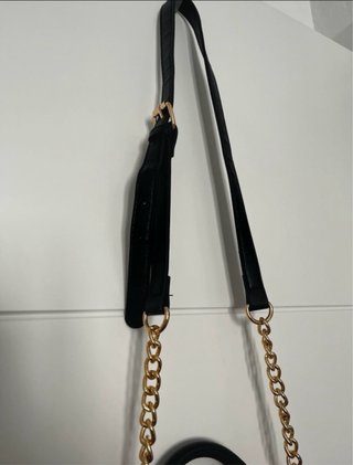 Bolso Bebe Negro con Tarjetero Dorado