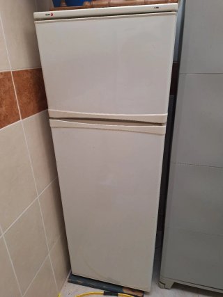 Frigorífico Fagor estropeado