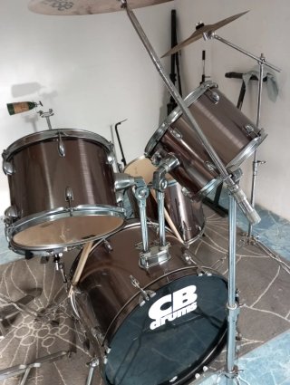 Batería Acústica CB Drums profecional