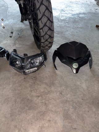 Benelli TRK Negra - Golpe Leve
