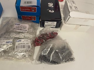 Lote mercería: ganchos, corchetes,ojales, etc.