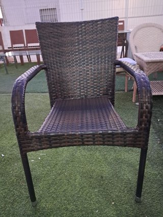 Conjunto mesa y sillas de jardín