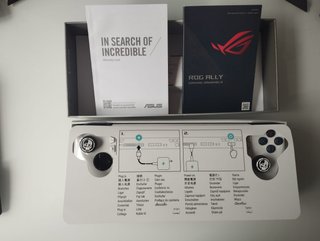 Asus ROG Ally Z1 Extreme + garanzia fino al 2028
