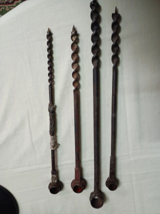 Barrenas antiguas de carpintería