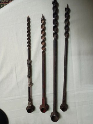 Barrenas antiguas de carpintería