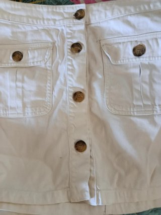 Falda blanca botones talla 36