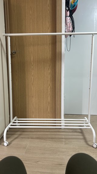 Colgador de Ropa Metálico Blanco