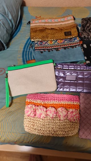 9 Bolsos de muñeca