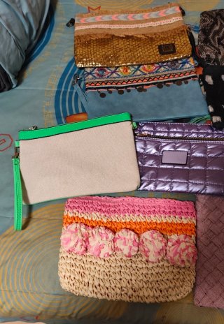 9 Bolsos de muñeca