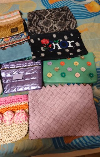 9 Bolsos de muñeca