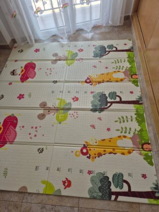 Alfombra infantil con medidas y dibujos
