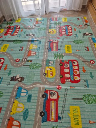 Alfombra infantil con medidas y dibujos