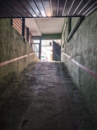 Garaje en venta en Los Cármenes en Madrid