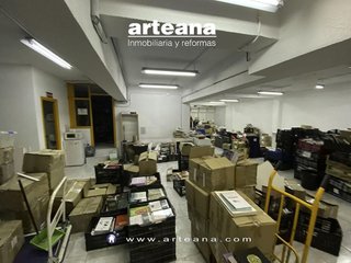 Local comercial en alquiler en Bellas Vistas en Madrid