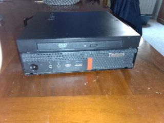 Lenovo Thinkcentre M920Q i3 + Monitor Asus VGA