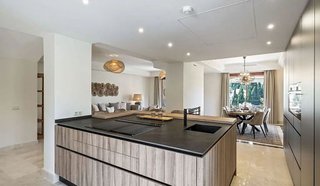 Chalet en alquiler en Nueva Andalucía centro en Marbella