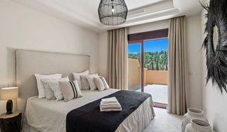 Chalet en alquiler en Nueva Andalucía centro en Marbella