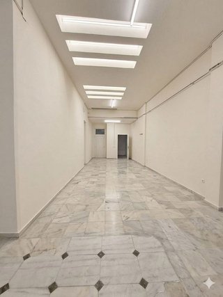 Local comercial en venta en Vista Alegre en Madrid