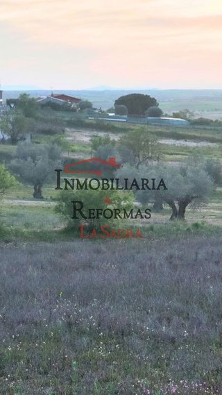 Terreno en venta en Carranque