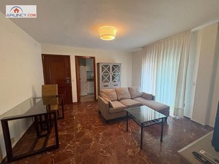 Piso en alquiler en La Buhaira en Sevilla