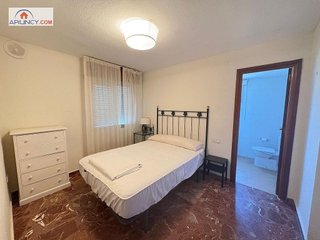 Piso en alquiler en La Buhaira en Sevilla