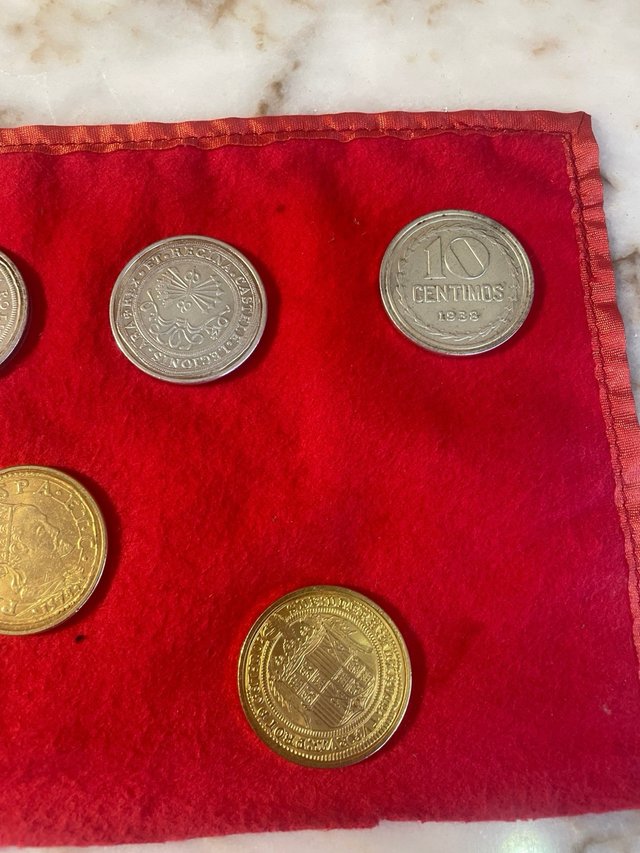Colección de 7 monedas antiguas