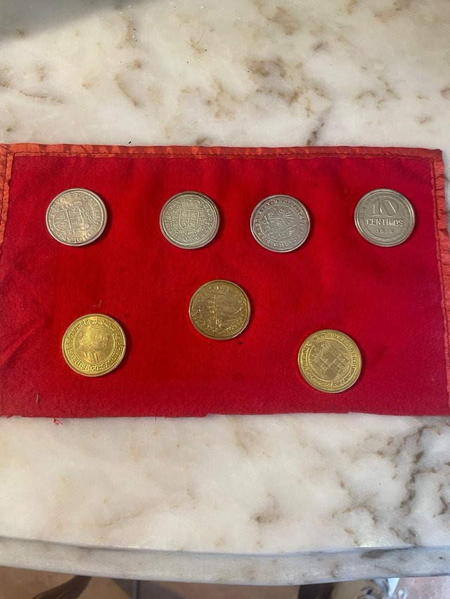 Colección de 7 monedas antiguas