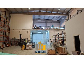 Nave industrial en alquiler en Montserrat - Parque Empresarial en San Fernando de Henares